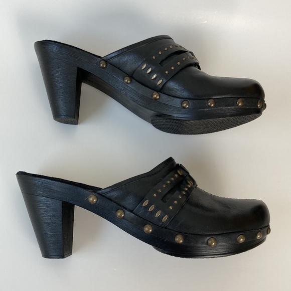 White Mountain Black Studded Leather Priscilla Mid Heel Clog - Picture 4 of 10